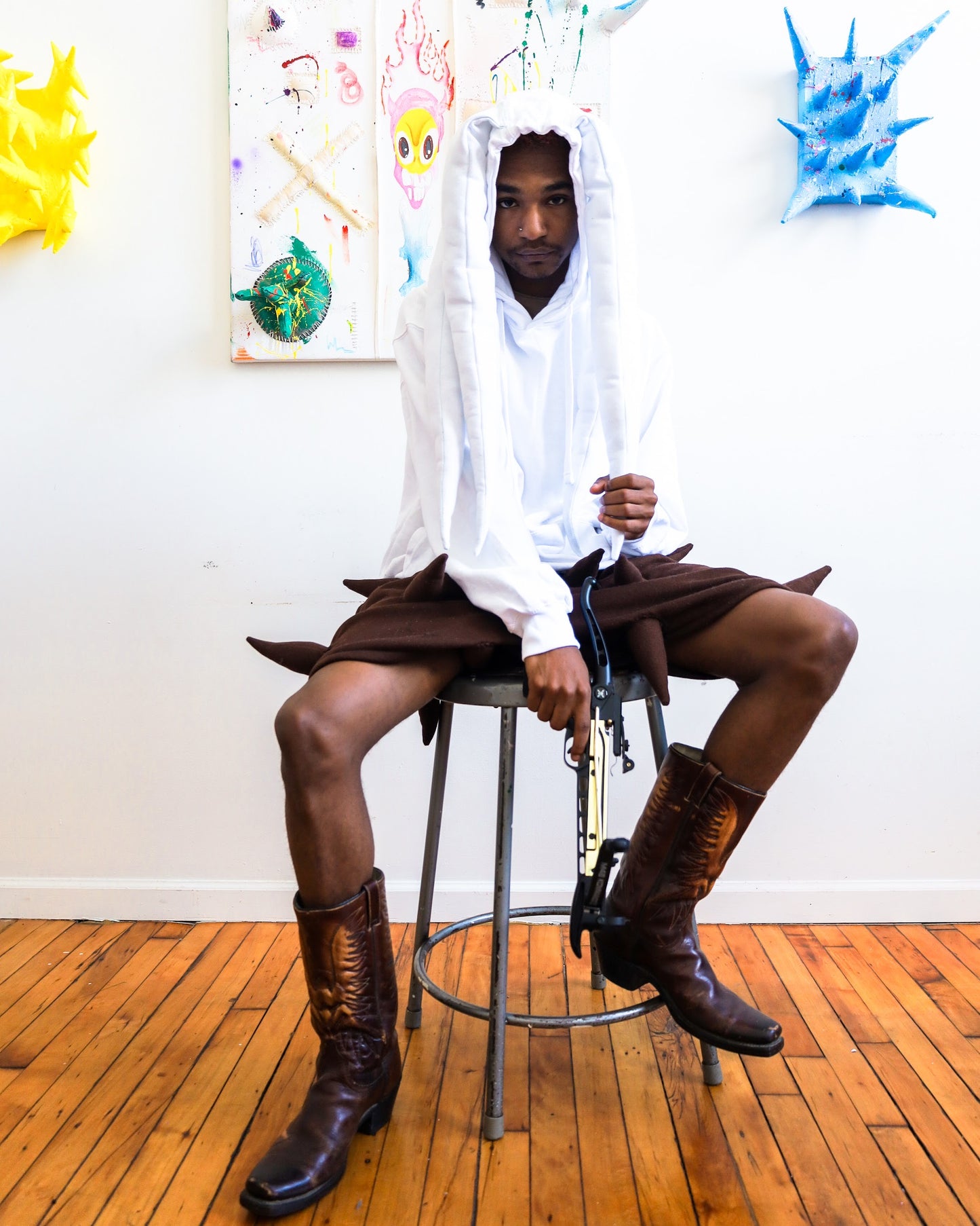 WHITE (WICKIE) HOODIE